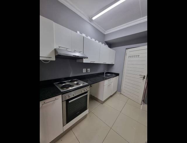 1 BEDROOM APARTMENT FOR SALE IN UMHLANGA RIDGE